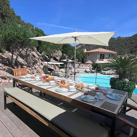 Secluded With Sea View In Palombaggia Semesterbostad *