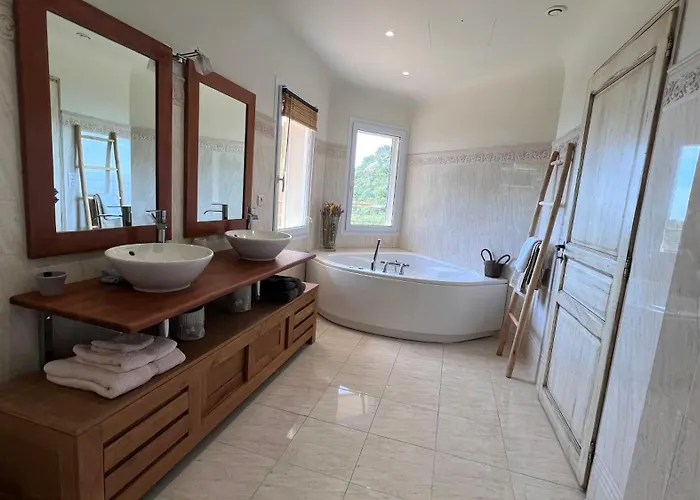 Secluded With Sea View In Palombaggia * Porto-Vecchio (Corsica)